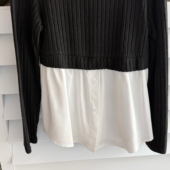 Black and White Ribbed Knit Top - Picture 2 of 5